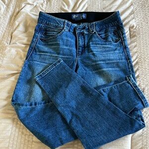 EUC Worn once Democracy skinny Ankle jeans